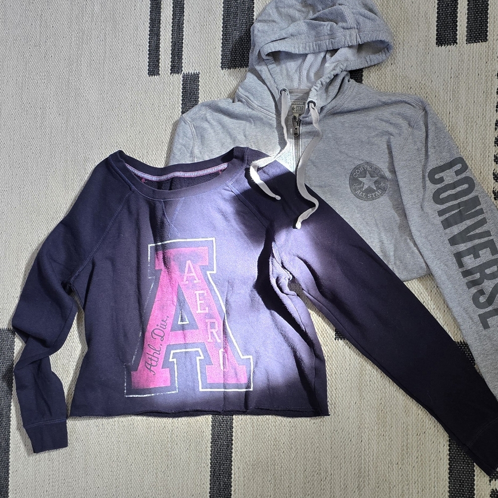 2 Sweatshirt Bundle Aeropostale & Converse